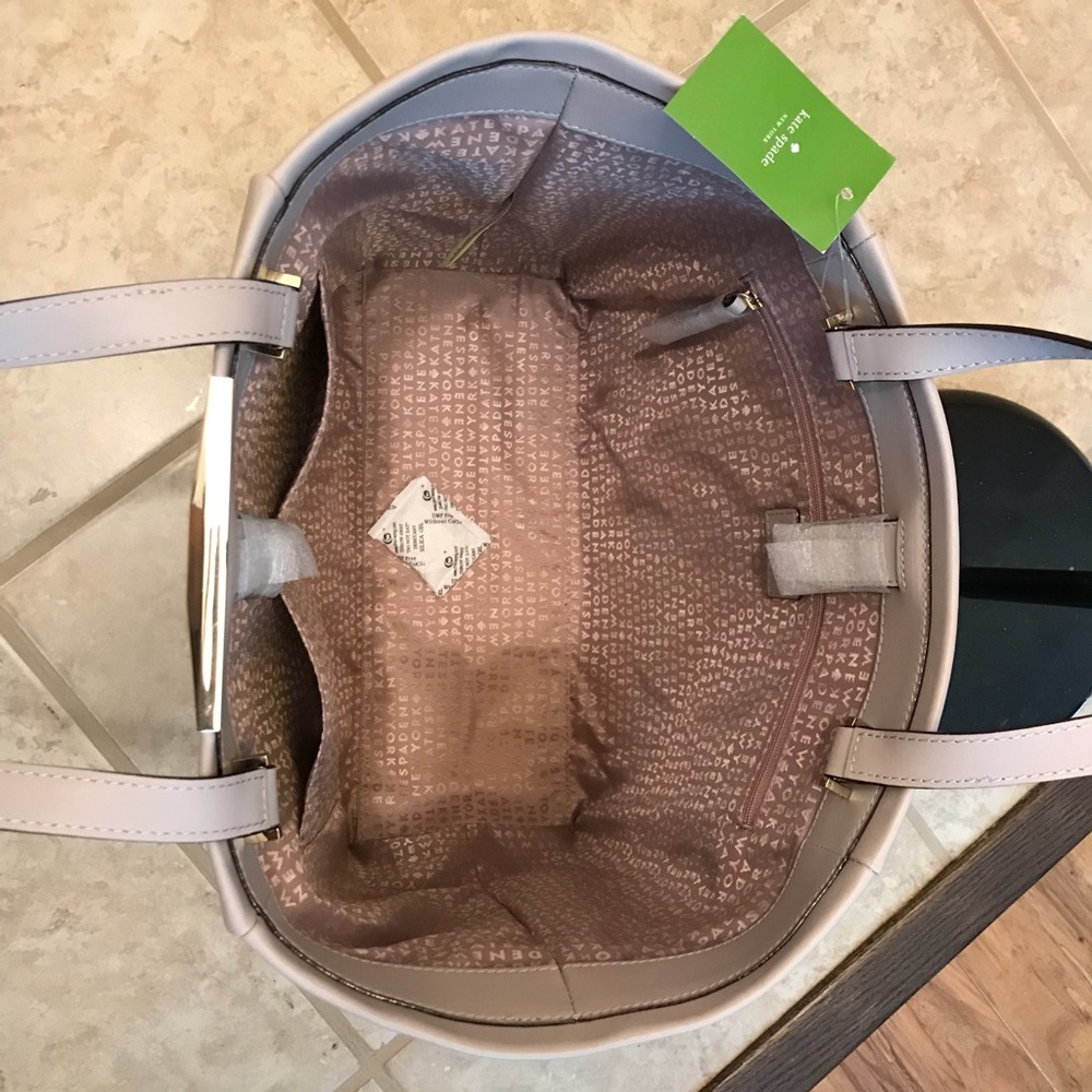 [SOLD] Authentic Kate Spade “Lenora” - Picture 3 of 8